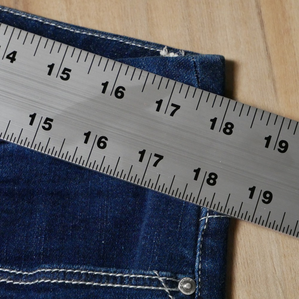 Chicos So Slimming Girlfriend Ankle Jeans Blue Embroidered Beaded Size 2.5 L - Picture 4 of 7